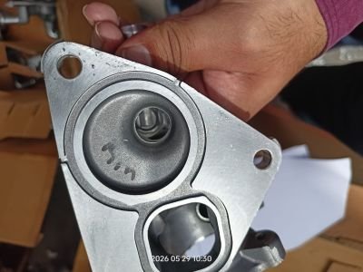 Accidental Damaged Stock of Housing Cam Shaft